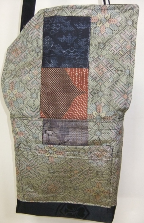 着物　大島紬のミニショルダーバック　８８６ 4枚目の画像