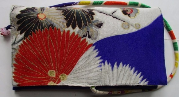 送料無料　花柄の着物で作った和風財布・ポーチ　３０１９ 3枚目の画像