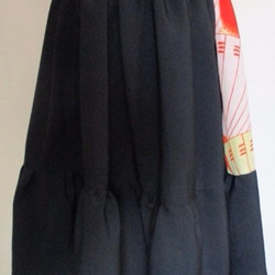 送料無料　縮緬の着物で作ったミニスカート　３０４２ 3枚目の画像