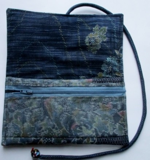 送料無料　大島紬で作った和風財布・ポーチ　３２６１ 5枚目の画像