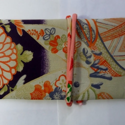 古布　錦紗縮緬の着物で作った和風お財布　あ１３３ 2枚目の画像