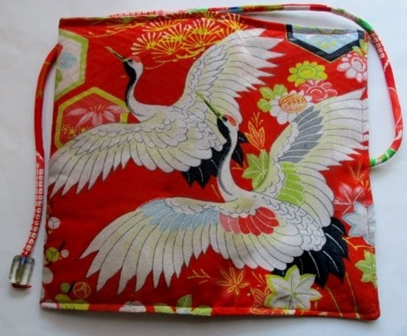 着物リメイク　鶴柄の着物で作った和風財布・ポーチ３５４７　 9枚目の画像