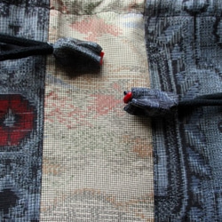 送料無料　藍大島紬と色大島紬で作った巾着袋　３６８５ 5枚目の画像