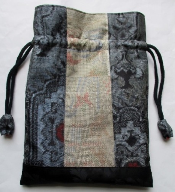 送料無料　藍大島紬と色大島紬で作った巾着袋　３６８５ 6枚目の画像