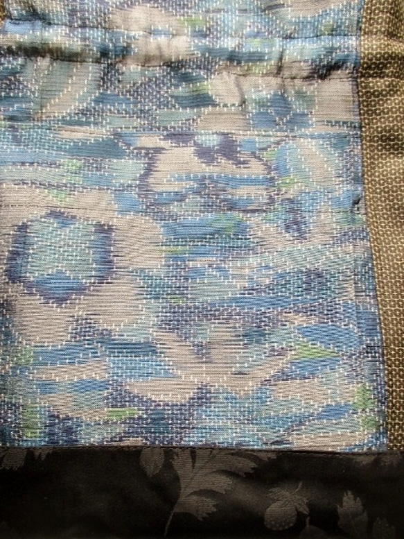 送料無料　大島紬を組み合わせて作った巾着袋　３７２２ 3枚目の画像