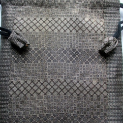 大島紬で作った巾着袋　３７８６ 3枚目の画像