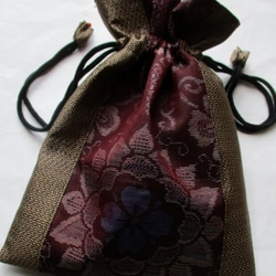 送料無料　大島紬で作った巾着袋　３９５２ 2枚目の画像