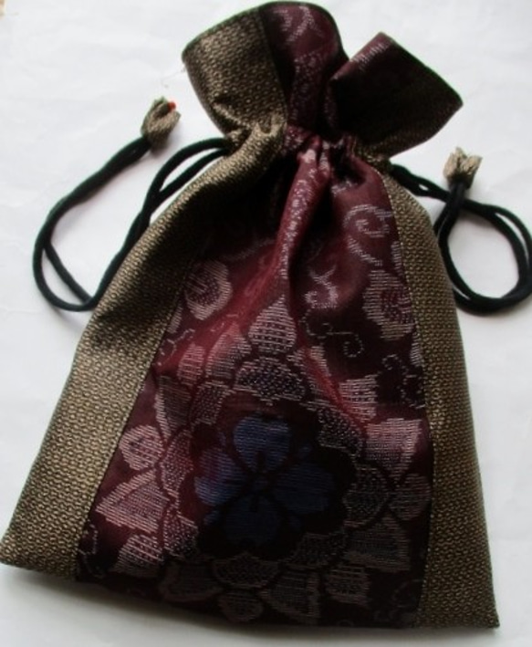 送料無料　大島紬で作った巾着袋　３９５２ 2枚目の画像