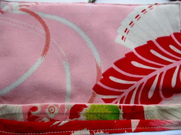 ４３０３　＃送料無料　鶴の柄の着物で作った和風財布・ポーチ 8枚目の画像