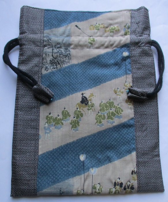 ４９１４　大島紬と長襦袢で作った巾着袋　＃送料無料 5枚目の画像