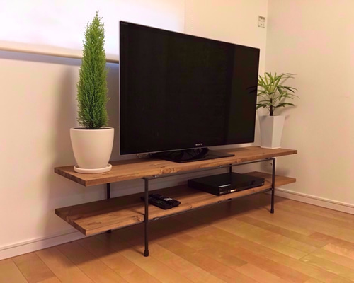 ハンドメイド　テレビボード　オーダー受け付けます。 とも様オーダー分テレビ台 W140×D35×H40 テレビ台・テレビボード