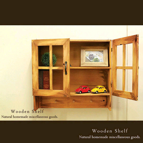 送料無料]アンティーク風 扉付き シェルフ 木製棚 ナチュラル 棚