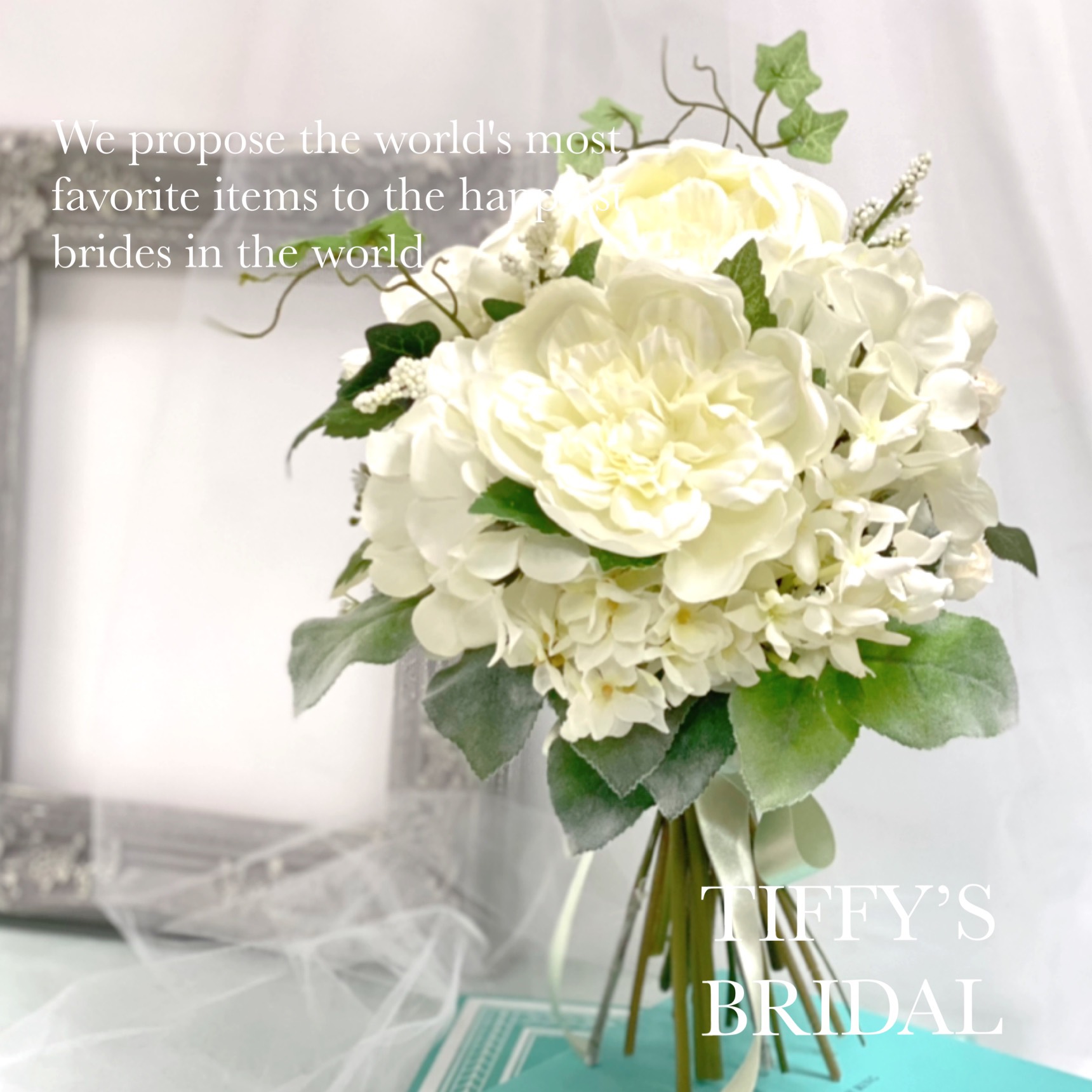 ❤︎世界一しあわせな花嫁がもつBouquet❤︎ ラウンド／クラッチタイプ［ブートニアセット)【002-WH】 7,920円