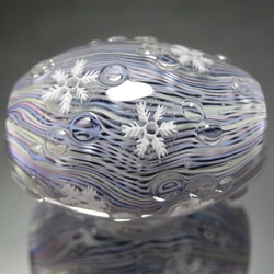 雪の結晶のとんぼ玉（ガラス玉） 2枚目の画像