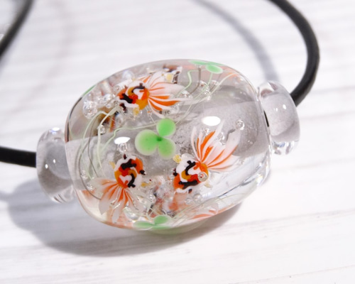 金魚のとんぼ玉（ガラス玉） ネックレス・ペンダント 富松望