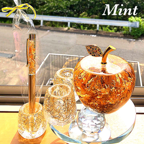 作家作品 新品 箱付き 世界に1つだけ‼︎金箔ゴールドリンゴ 金箔りんご