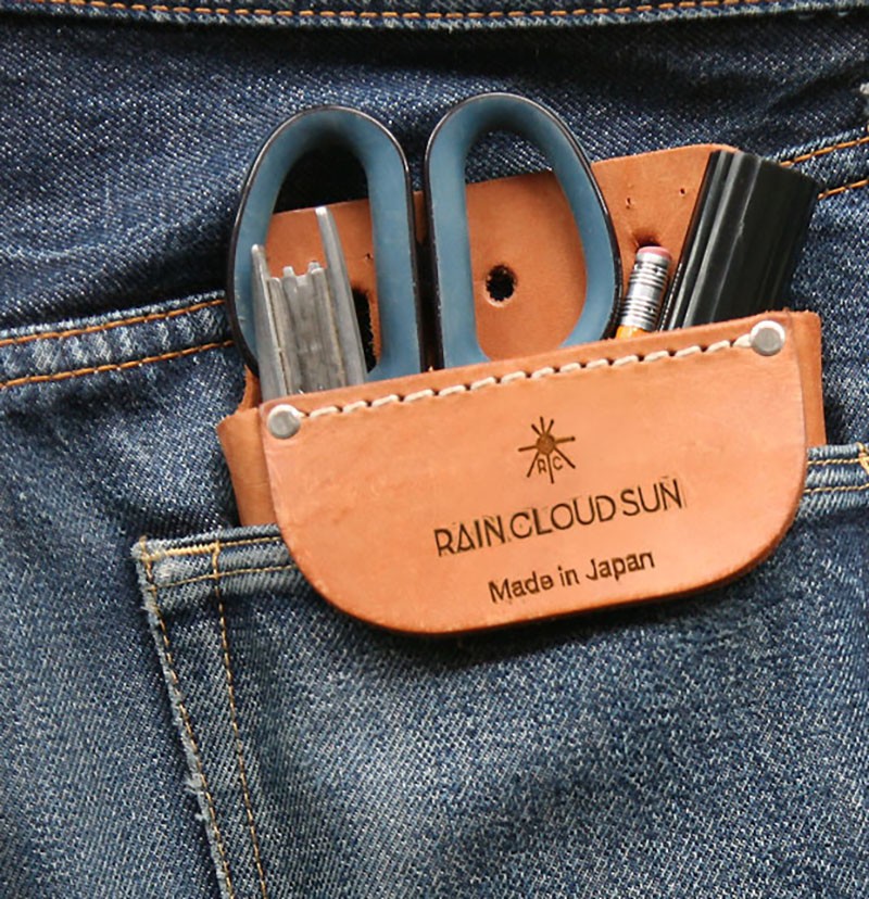 【名入れ無料】日焼けヌメ革のポケットケース