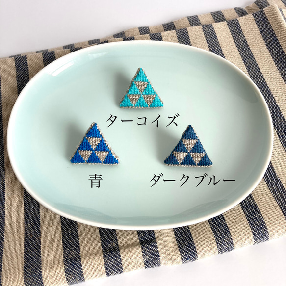 ▲△カラフル！さんかくピンバッジブローチ△▲ 2枚目の画像