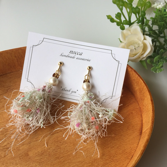 【再販】tassel earring/pierce - pale green ペールグリーン 2枚目の画像