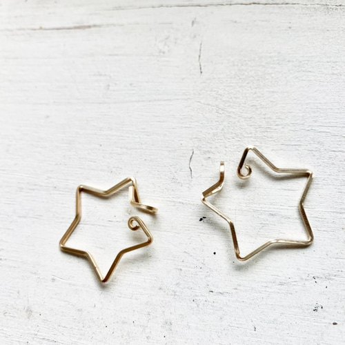 星型ノンホールピアス / イヤーカフ（2way・片耳分）14kgf イヤーカフ