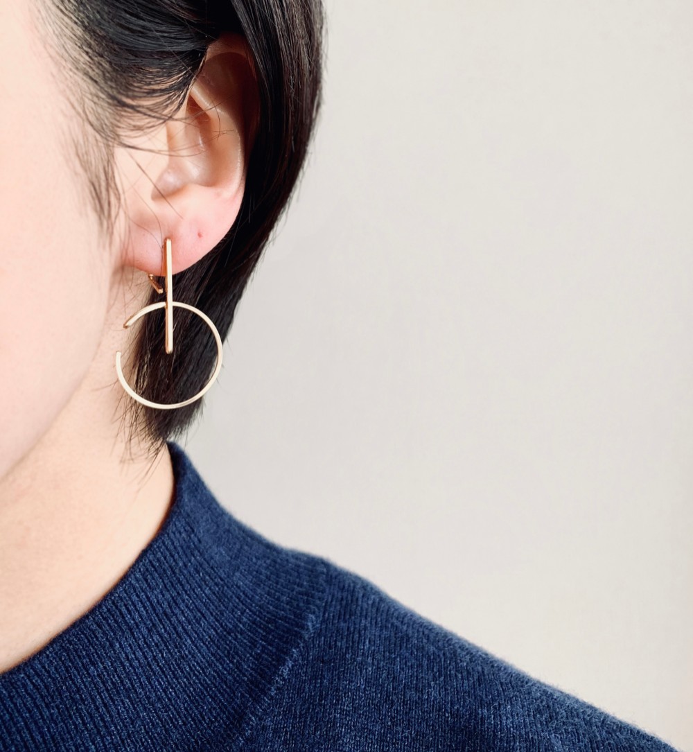 ひとふでイヤリング【Power button mock】14kgf