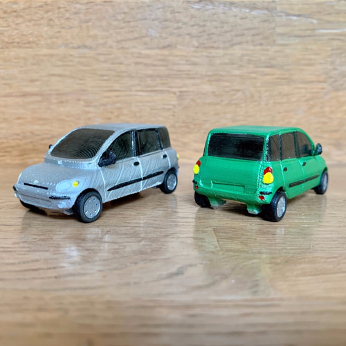 環境に優しい素材のミニカー FIAT Multipla その他置物 tesoro 通販