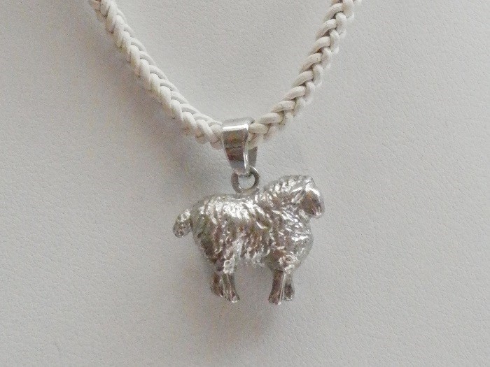 ＳＶ９２５ひつじ×革ペンダント　１　(※受注制作)
