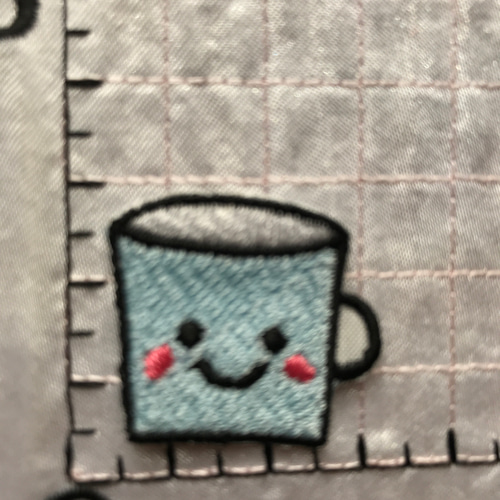 給食袋、ランチョンマットにコップ、お茶碗刺繍アイロンワッペン