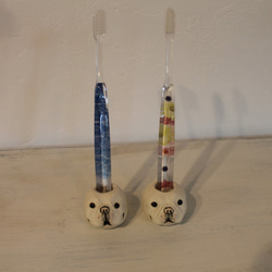 フレンチブルドッグのペン立て　歯ブラシスタンド（クリーム） 1枚目の画像
