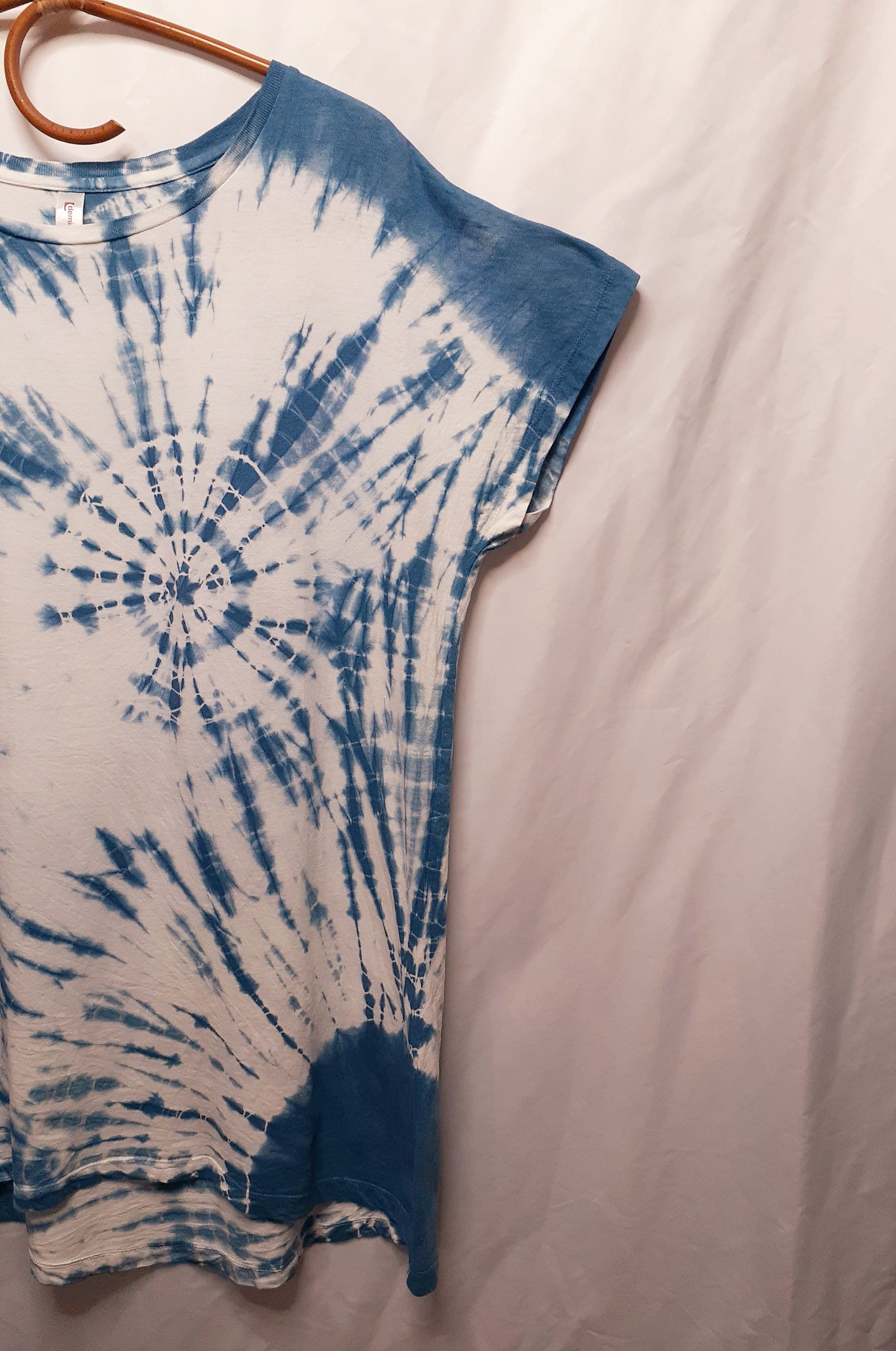 手染めのチュニック（藍染）