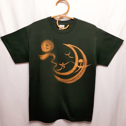 手書きTシャツ「月遊」兼用Mサイズ 2枚目の画像