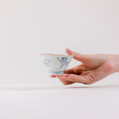 煎茶碗　２つ　染付　　お猪口にも！　京焼？ Yahoo!オークション -「染付 煎茶碗」の落札相場・落札価格