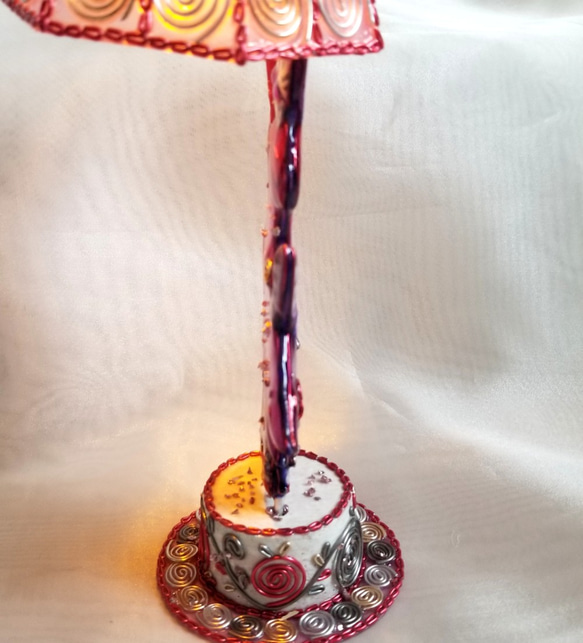 受注制作　傘を持つ猫ピンク(ライト付き) 7枚目の画像