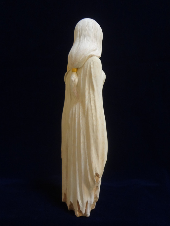 木彫刻 アート 『 星の神話 』 芸術 アート 女性 ハンドメイド 松 手彫り 彫刻 8枚目の画像