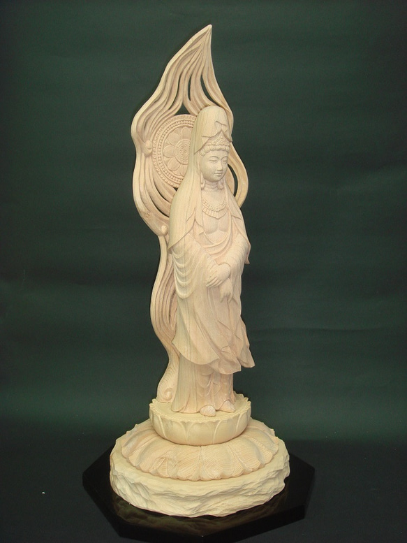 『 白衣観音立像 』  仏教芸術 木彫刻　作品 2枚目の画像