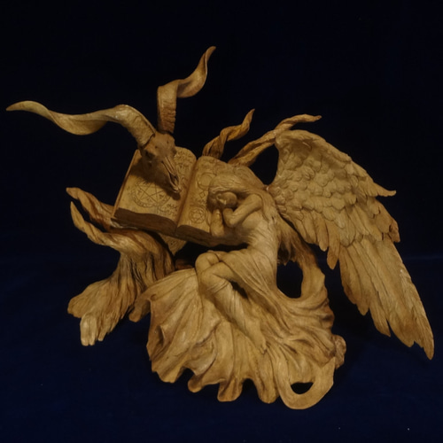 魔導書と片翼の天使 』 木彫刻 アート グリモワール 芸術 アート 女性