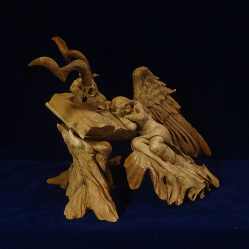 魔導書と片翼の天使 』 木彫刻 アート グリモワール 芸術 アート 女性