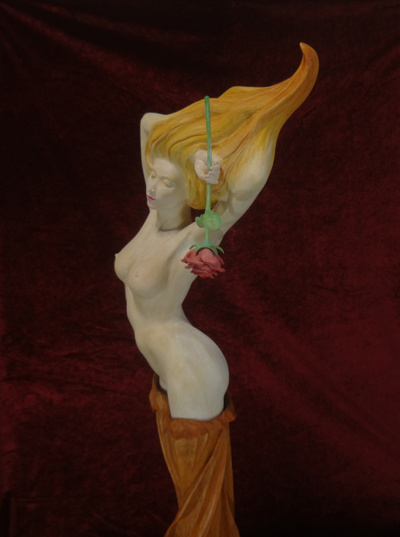 『 ローズ 』  木彫刻 アート 　芸術  ハンドメイド トルソ 手彫り 彫刻 花　薔薇　裸婦　女性　 4枚目の画像