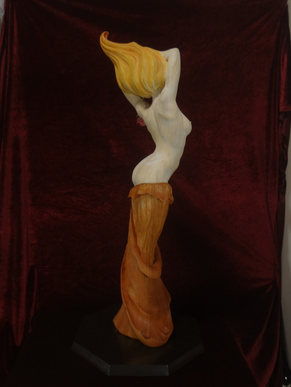『 ローズ 』  木彫刻 アート 　芸術  ハンドメイド トルソ 手彫り 彫刻 花　薔薇　裸婦　女性　 5枚目の画像