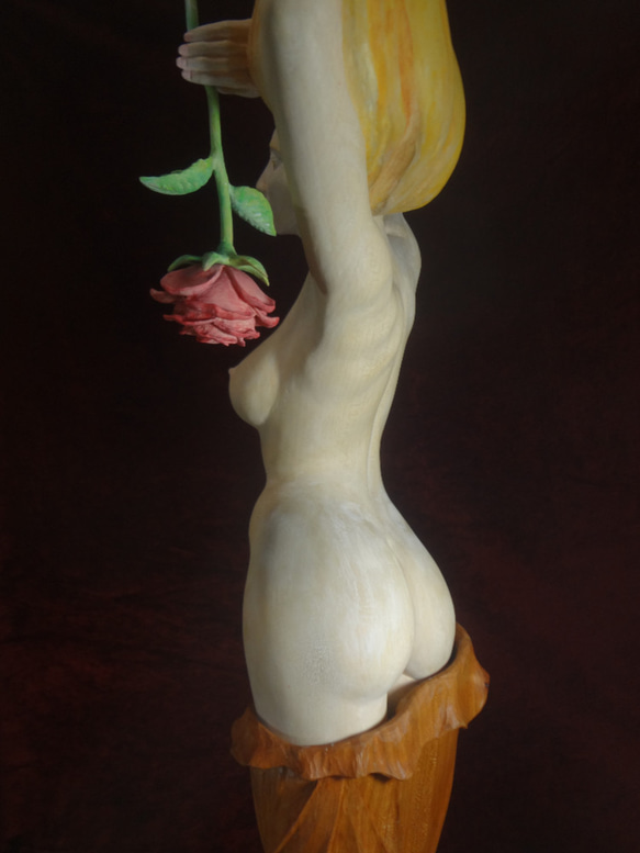 『 ローズ 』  木彫刻 アート 　芸術  ハンドメイド トルソ 手彫り 彫刻 花　薔薇　裸婦　女性　 9枚目の画像