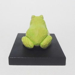 木彫刻 アート『 蛙 』カエル かえる　動物　両生類　芸術 アート  手彫り　松 8枚目の画像