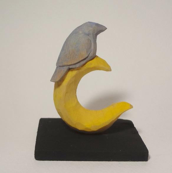 木彫刻 アート『 月と青い鳥 』動物　芸術 アート  手彫り　松 4枚目の画像