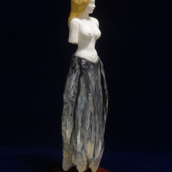 木彫刻 アート 『 星の巫女 』 芸術 裸婦　宇宙　トルソ　女性　恒星　ハンドメイド 2枚目の画像