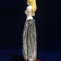 木彫刻 アート 『 星の巫女 』 芸術 裸婦　宇宙　トルソ　女性　恒星　ハンドメイド 3枚目の画像