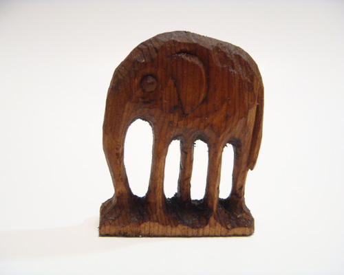 木彫刻 『 アート 象 』 ハンドメイド 動物 ゾウ 芸術 art 松 彫刻