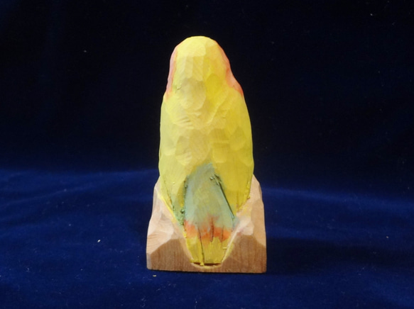 売却済　木彫刻 『 コザクラインコ 』 インコ　鳥　芸術　art　松 5枚目の画像