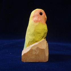 売却済　木彫刻 『 コザクラインコ 』 インコ　鳥　芸術　art　松 6枚目の画像