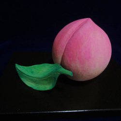 木彫アート 『 桃 』 もも　古代桃　果物　ピンク　 4枚目の画像