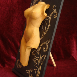 木彫刻 アート 『 トルソ 』 芸術  ハンドメイド 松 手彫り 裸婦 彫刻 女性 2枚目の画像