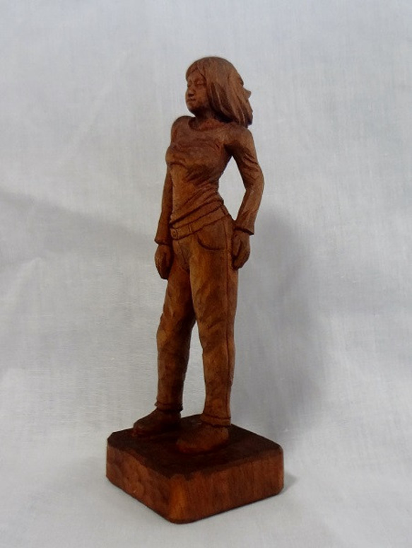 木彫刻 アート 『 希望 』 芸術 トルソ ハンドメイド 松 手彫り 裸婦 彫刻 女性 女神 2枚目の画像